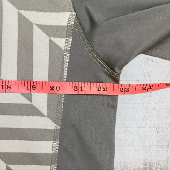 NIKE GOLF Tour Performance Polo Shirt Gray Abstract Stripes Size Large - Picture 7 of 8